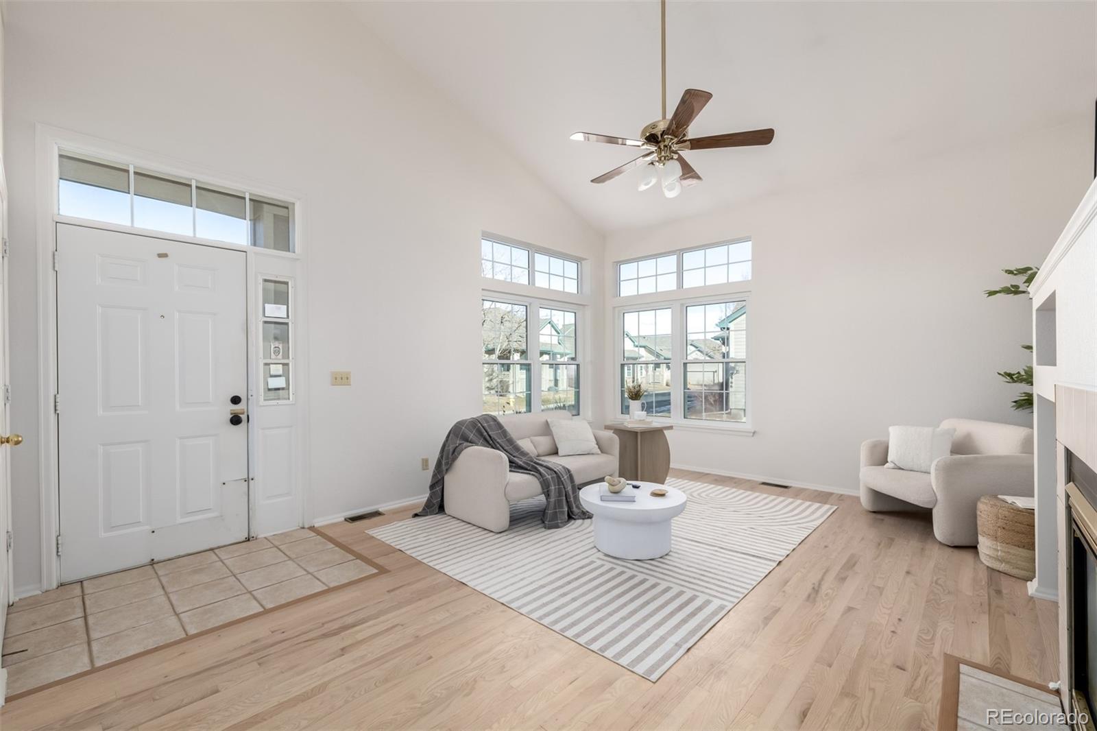 MLS Image #3 for 9936 e hawaii place,aurora, Colorado