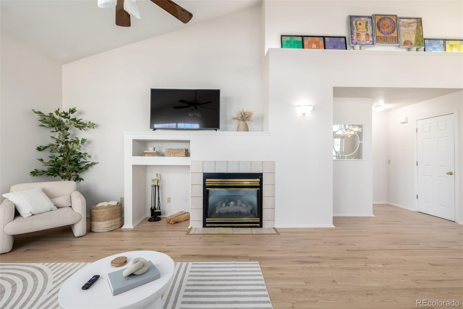 MLS Image #5 for 9936 e hawaii place,aurora, Colorado