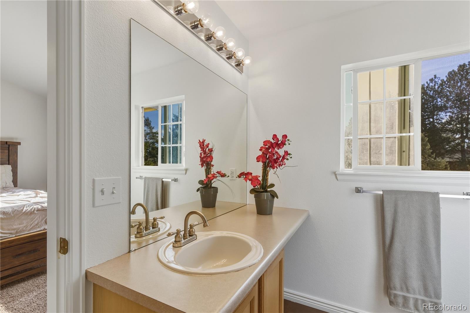 MLS Image #14 for 12203 e 2nd drive ,aurora, Colorado