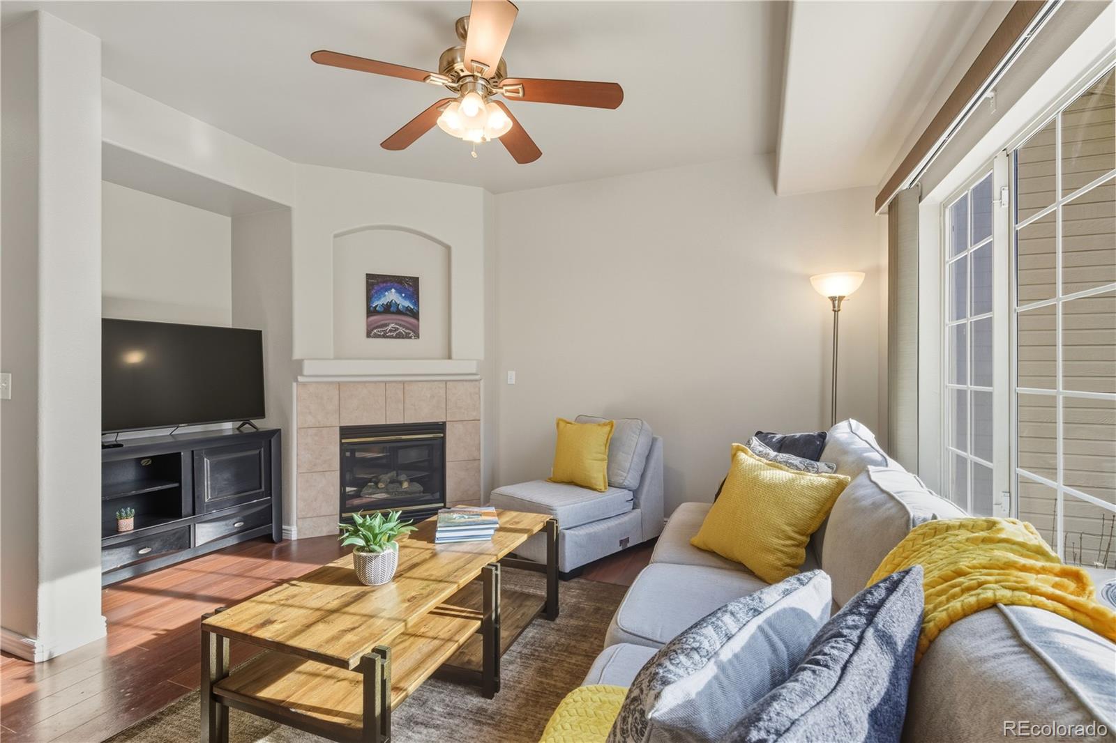 MLS Image #2 for 12203 e 2nd drive ,aurora, Colorado