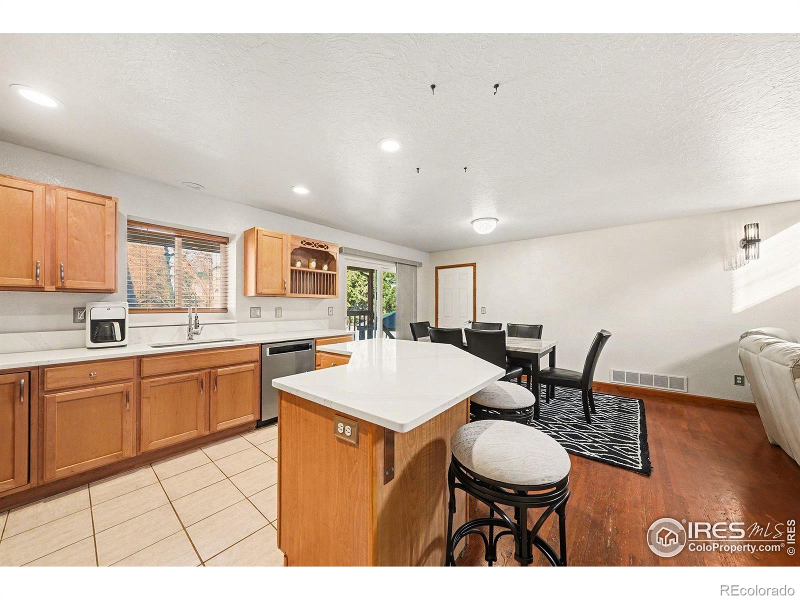 MLS Image #9 for 917  52nd avenue,greeley, Colorado
