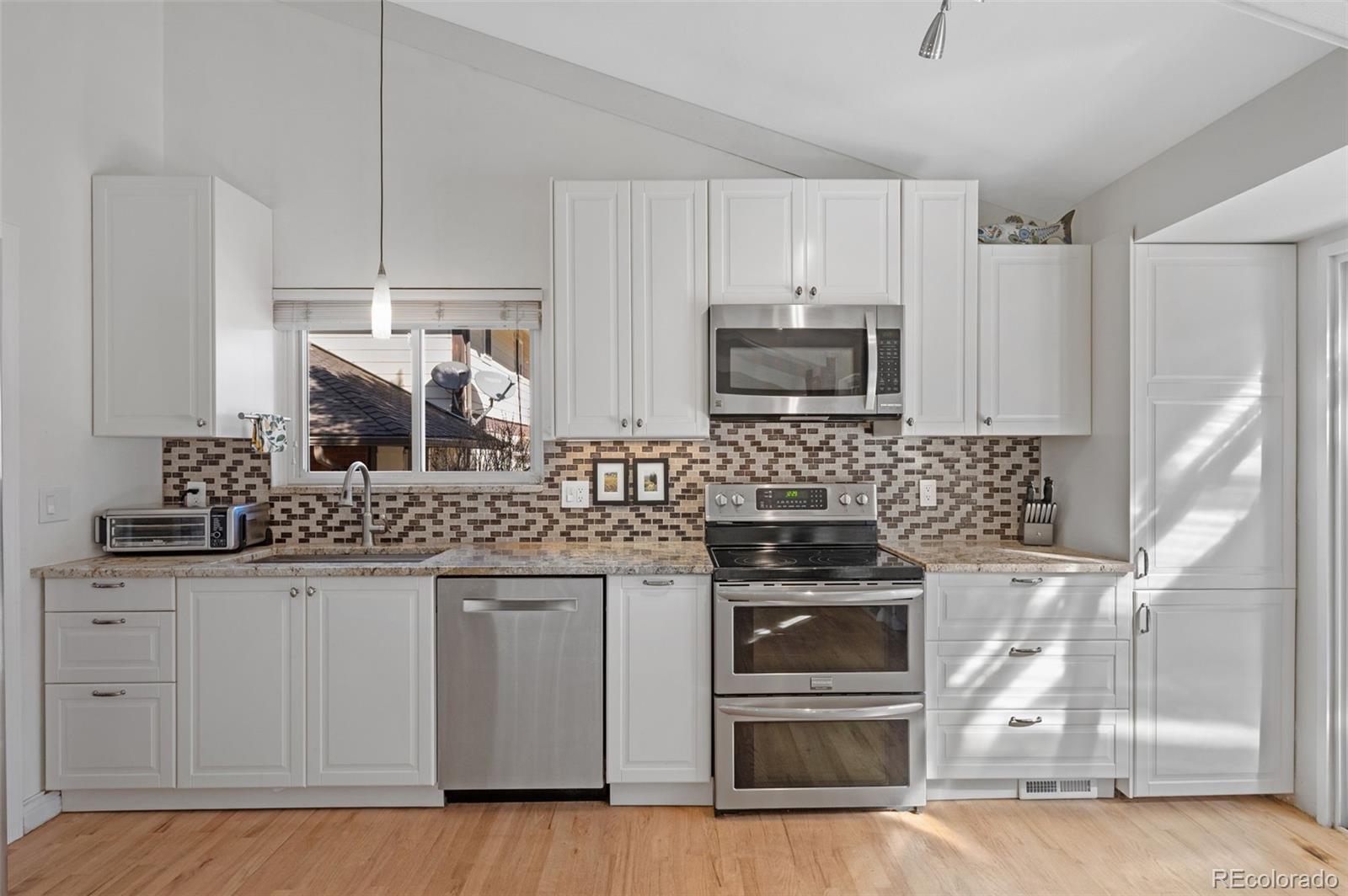 MLS Image #14 for 5628 s kenton way,englewood, Colorado
