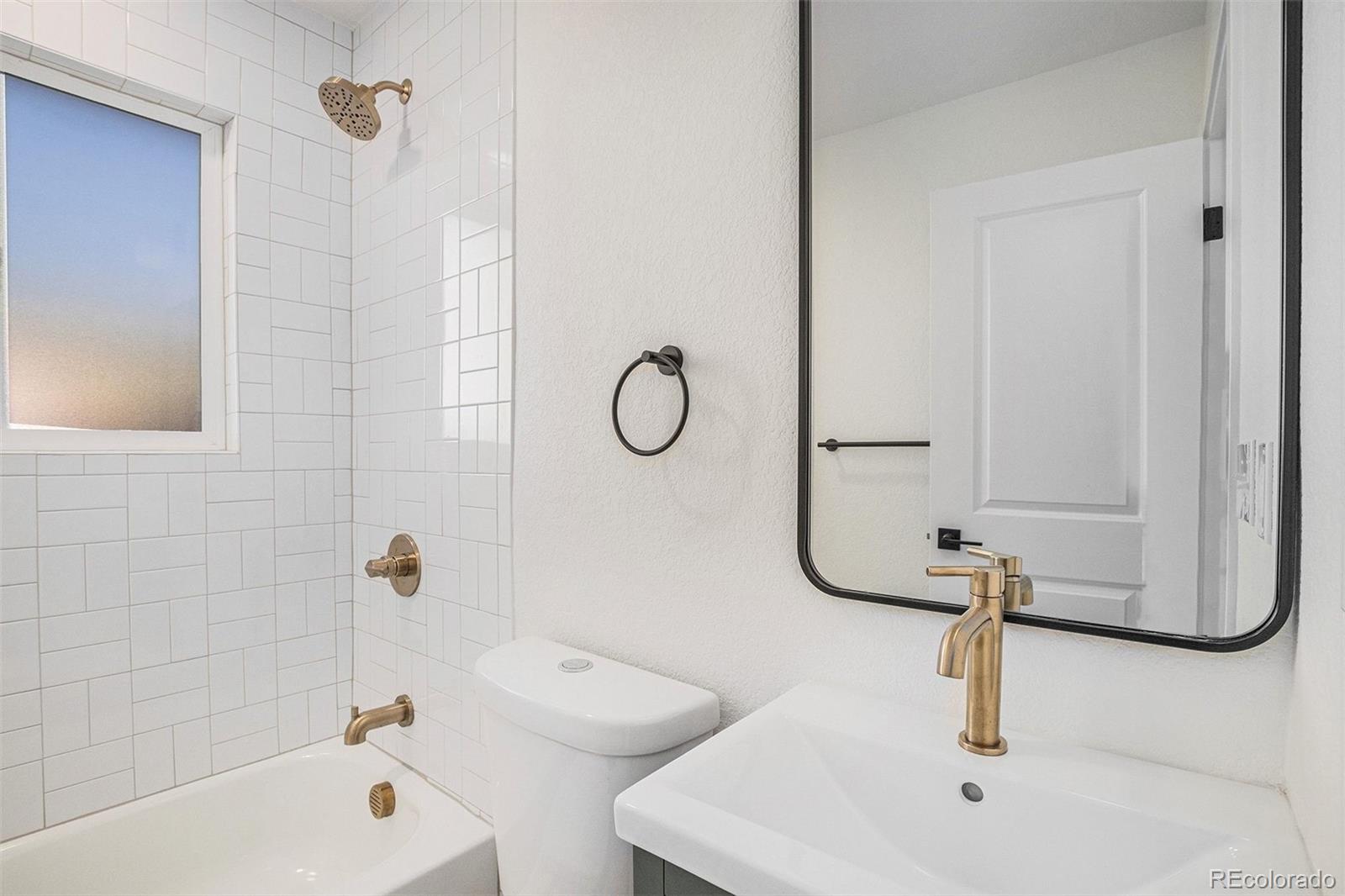 MLS Image #11 for 3217 n steele street,denver, Colorado