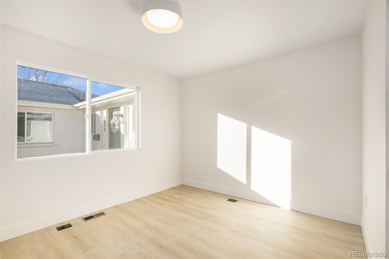 MLS Image #18 for 3217 n steele street,denver, Colorado