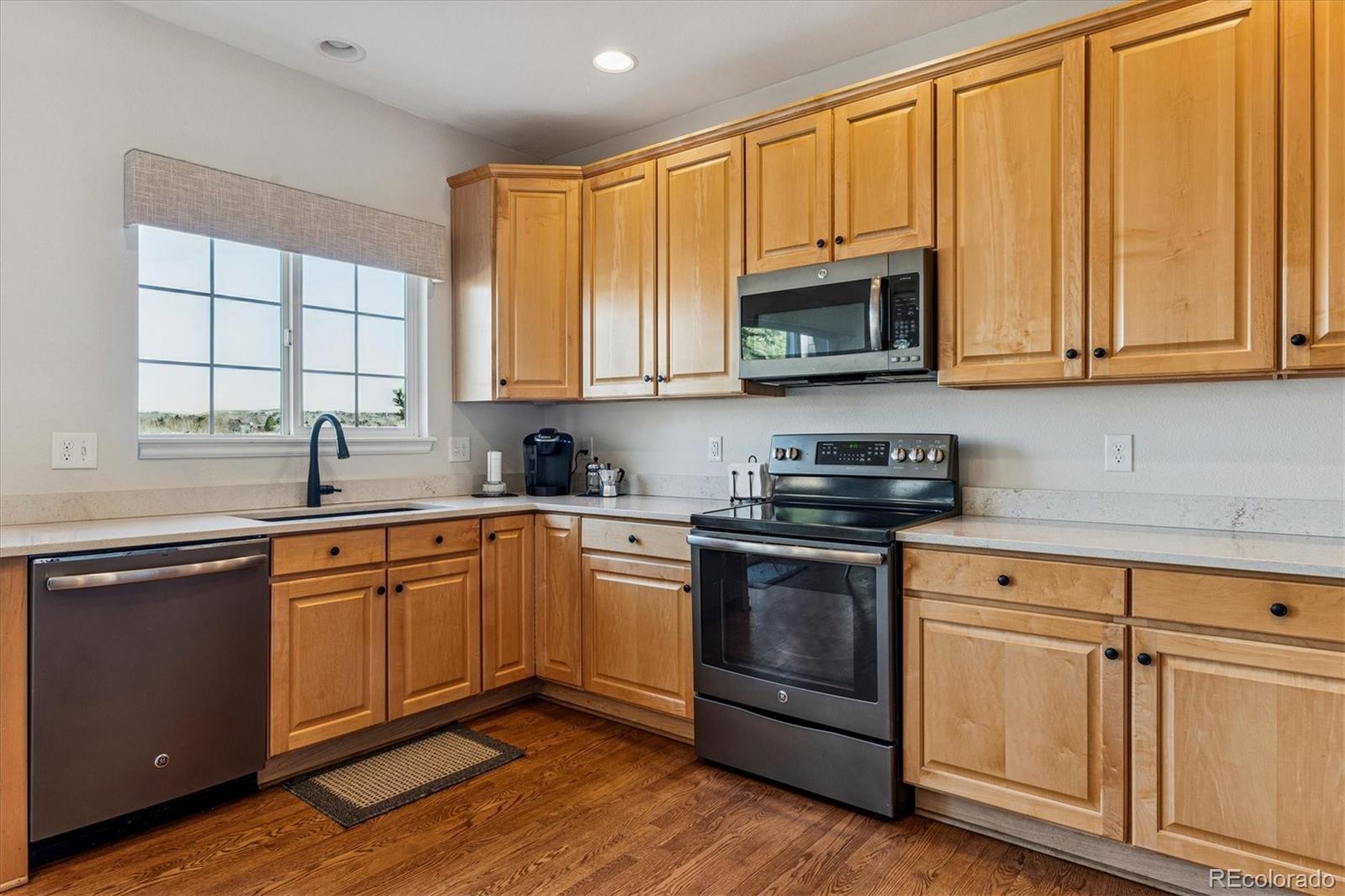 MLS Image #4 for 1004  riddlewood road,highlands ranch, Colorado
