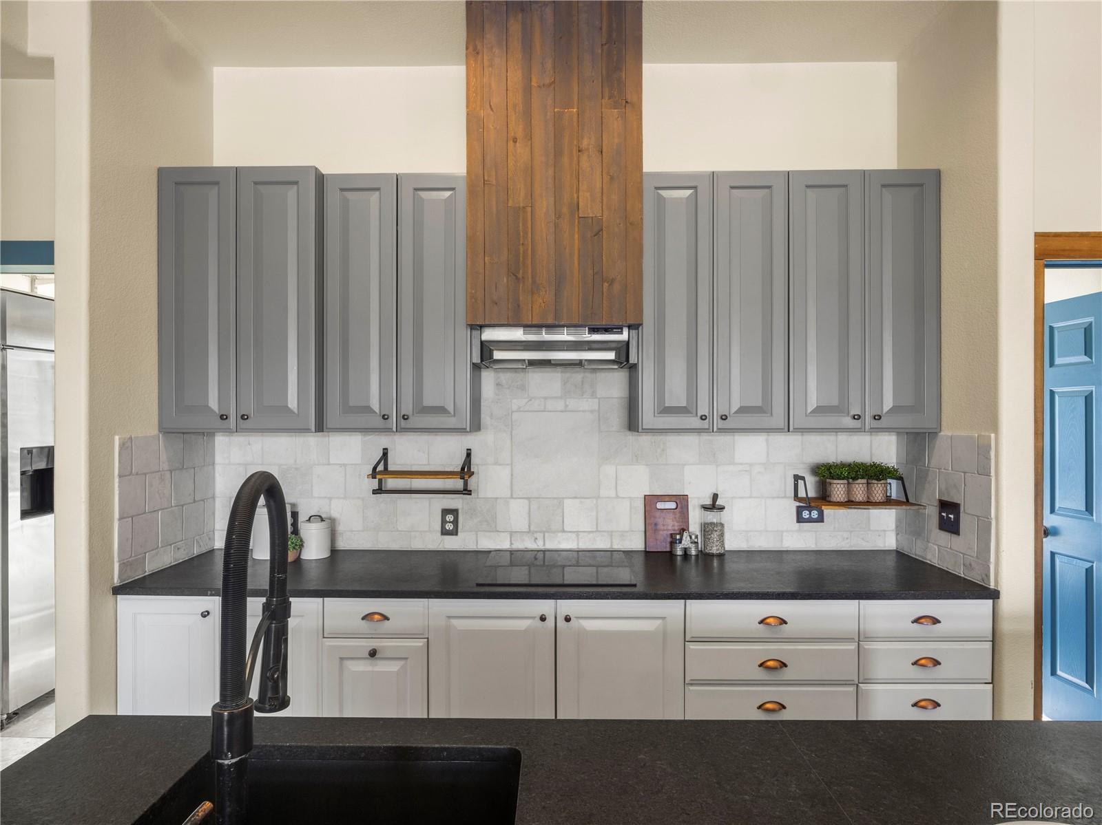 MLS Image #18 for 5359  balsam street 201,arvada, Colorado