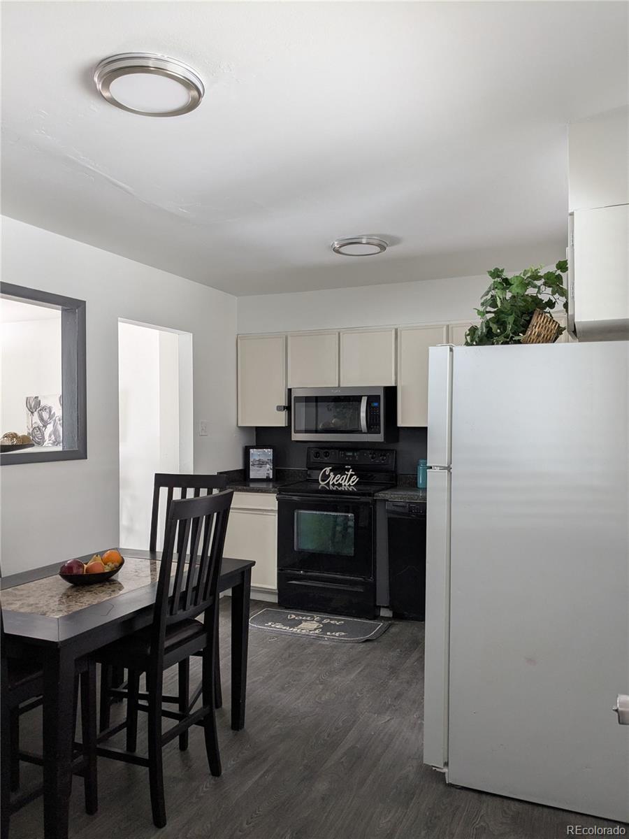 MLS Image #5 for 2128  oakwood lane,pueblo, Colorado