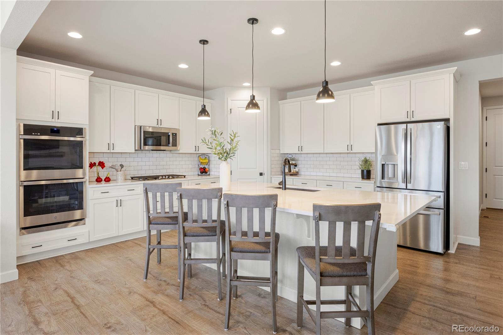 MLS Image #5 for 7140 s vandriver way,aurora, Colorado