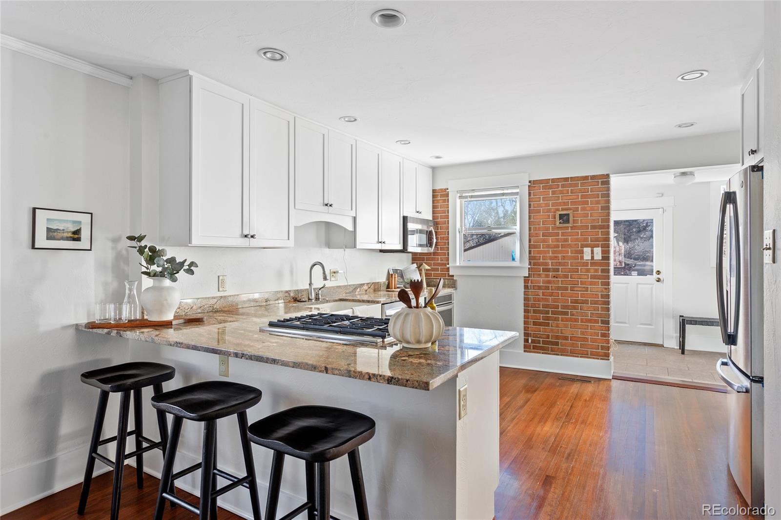 MLS Image #13 for 323 s race street,denver, Colorado