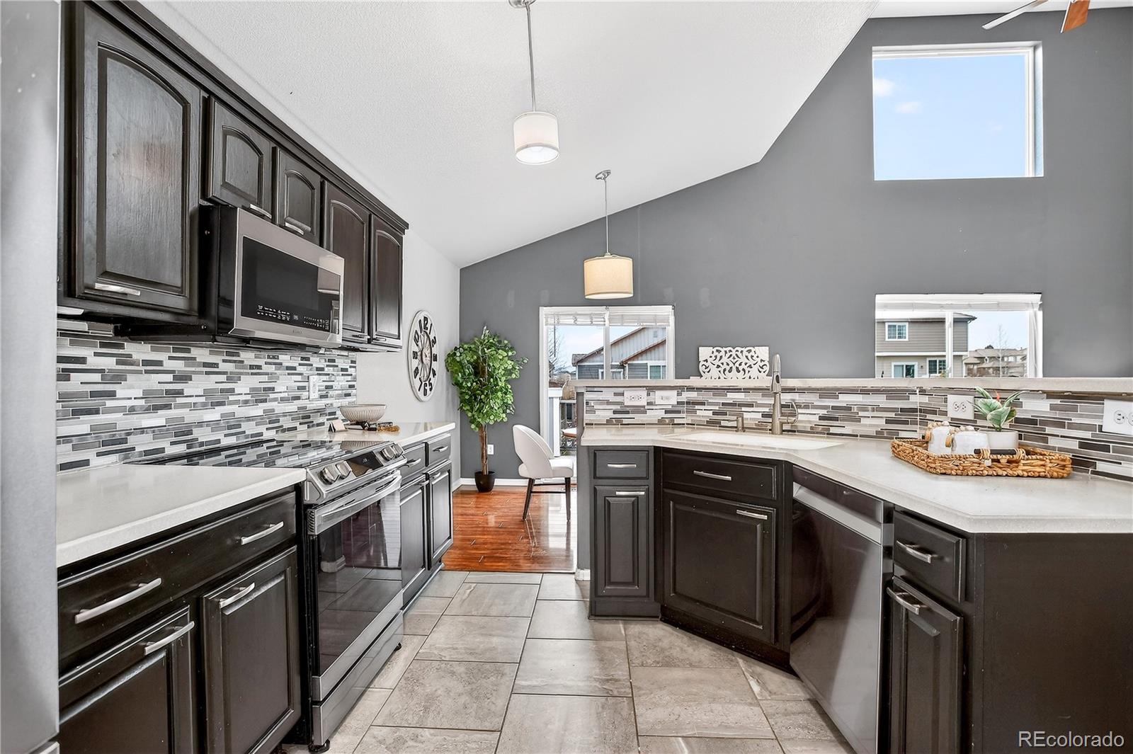 MLS Image #2 for 10723  lewiston street,commerce city, Colorado