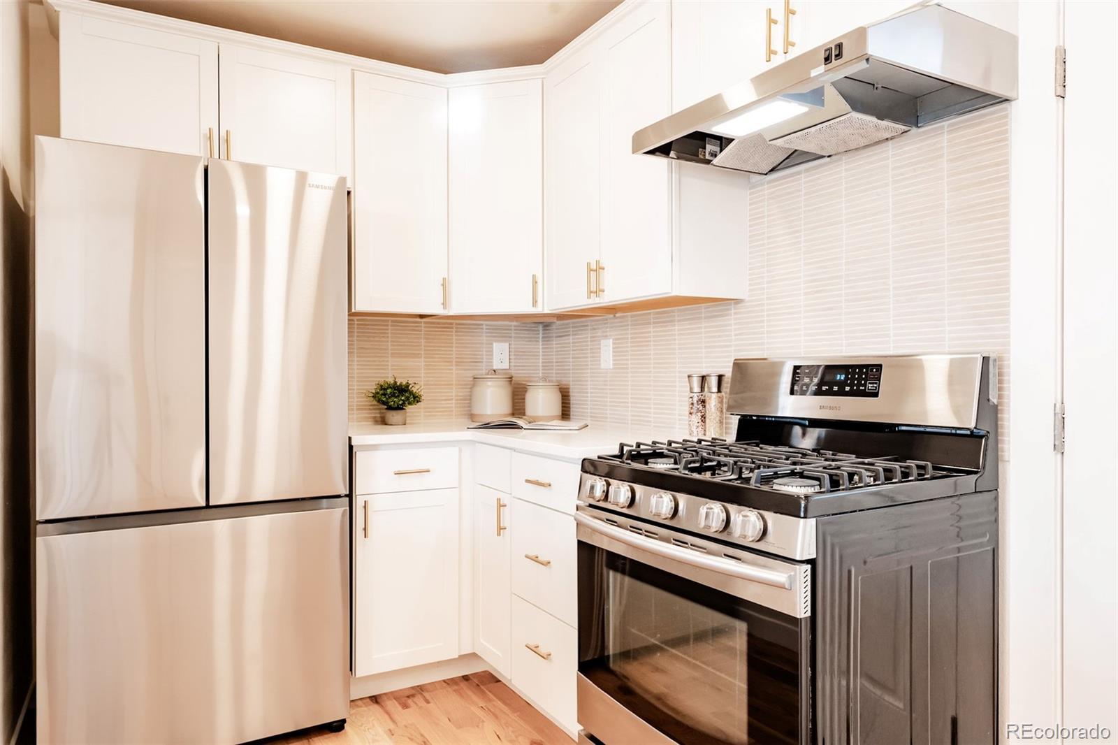 MLS Image #14 for 1352 s quieto court,denver, Colorado