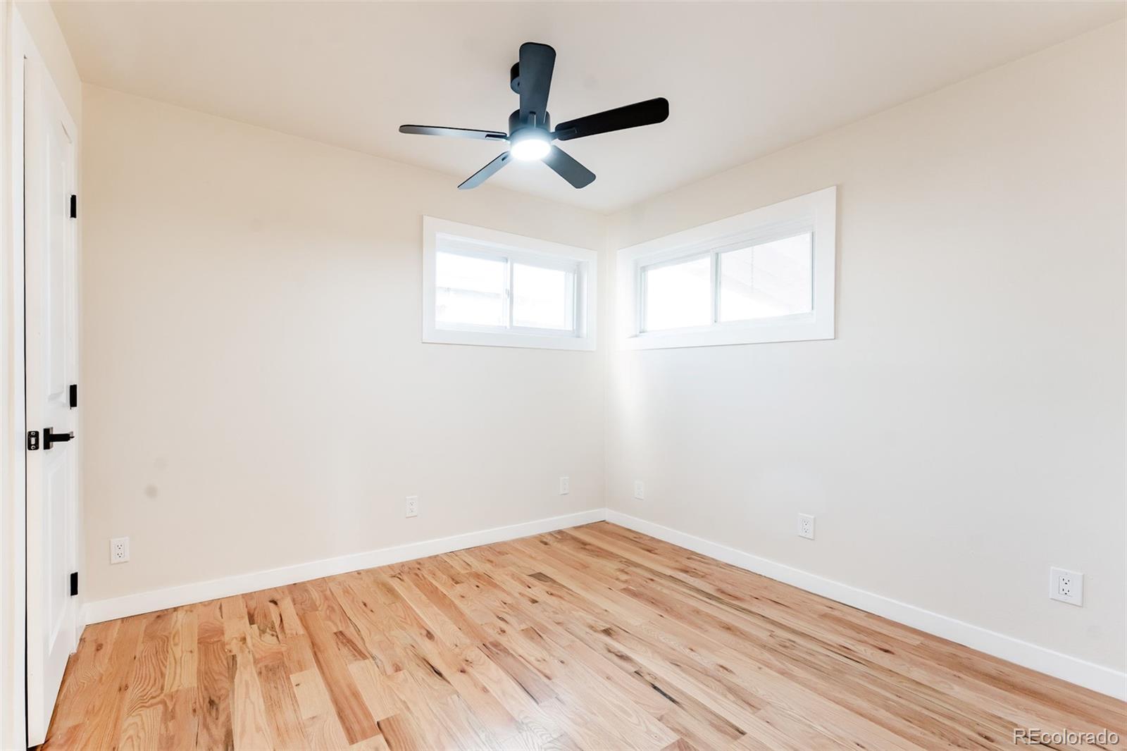 MLS Image #25 for 1352 s quieto court,denver, Colorado