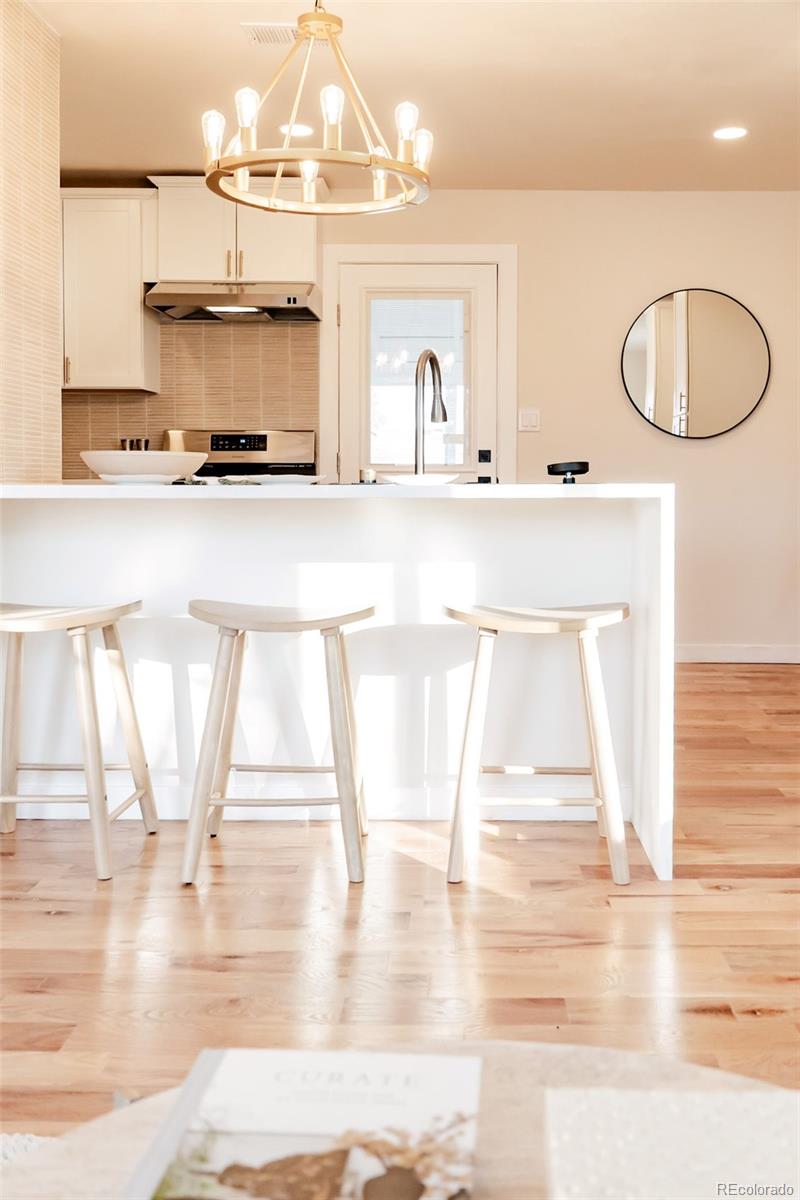MLS Image #4 for 1352 s quieto court,denver, Colorado