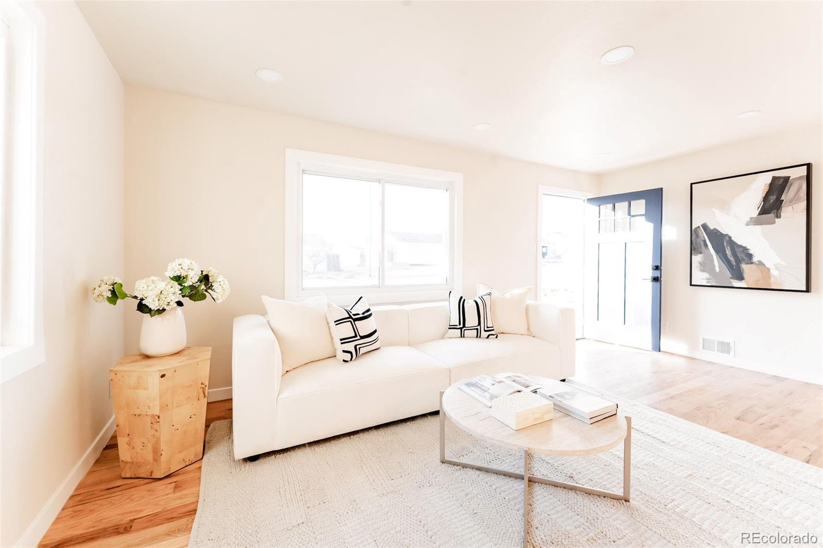 MLS Image #5 for 1352 s quieto court,denver, Colorado