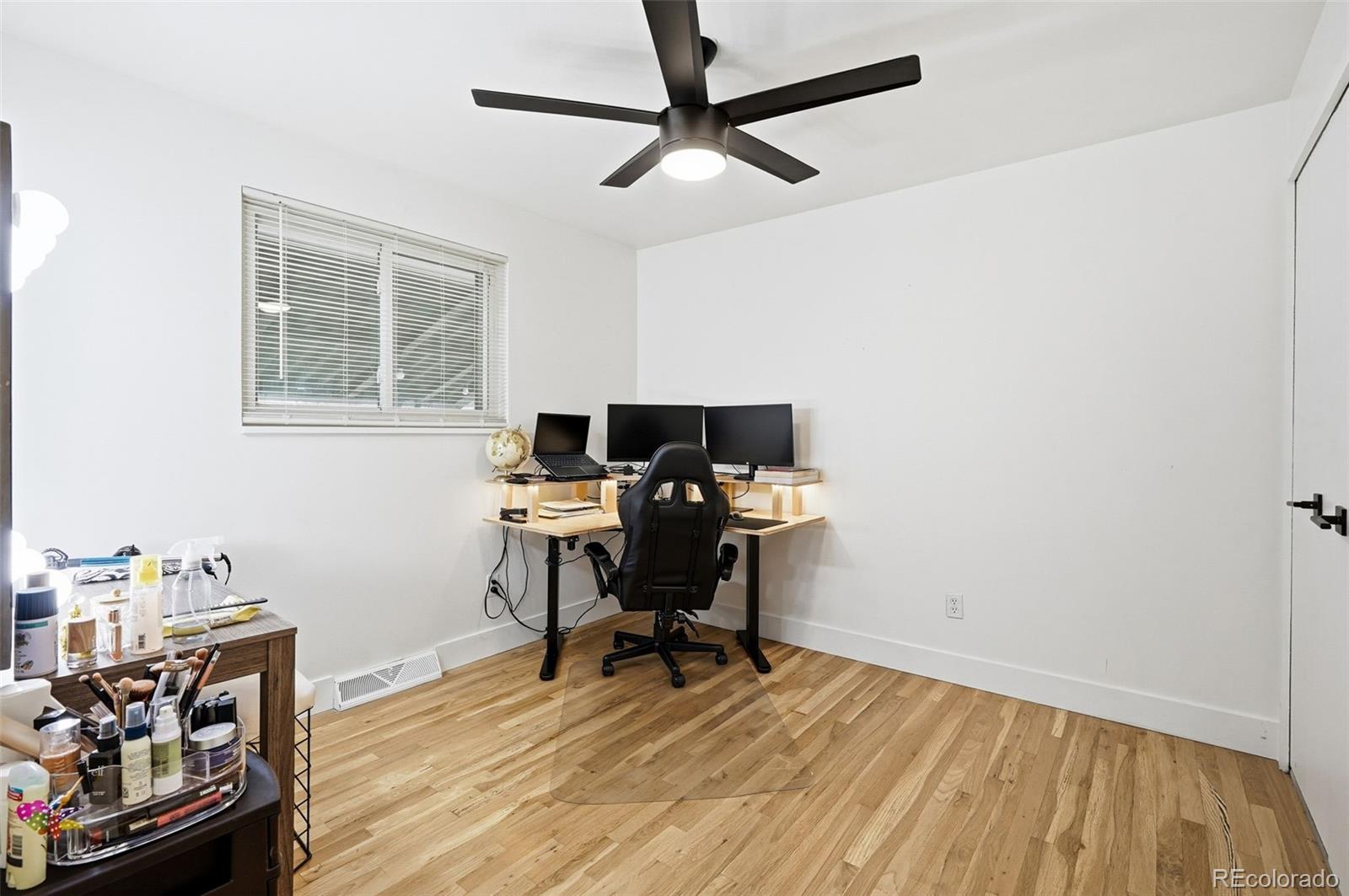 MLS Image #18 for 1515 s carlan court,denver, Colorado