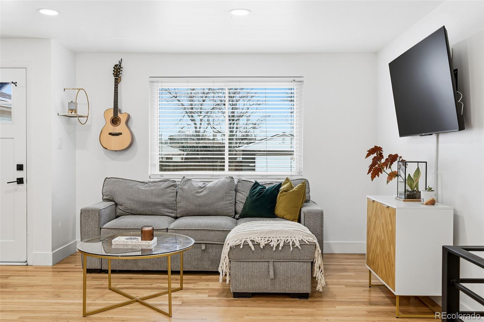 MLS Image #6 for 1515 s carlan court,denver, Colorado