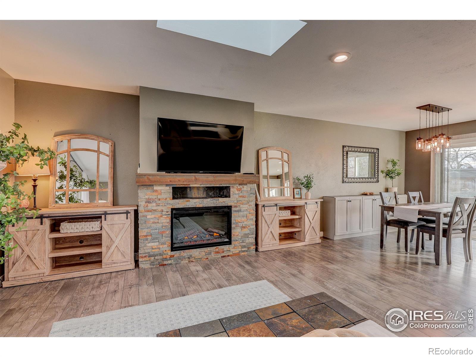 MLS Image #4 for 3323 n colorado avenue,loveland, Colorado