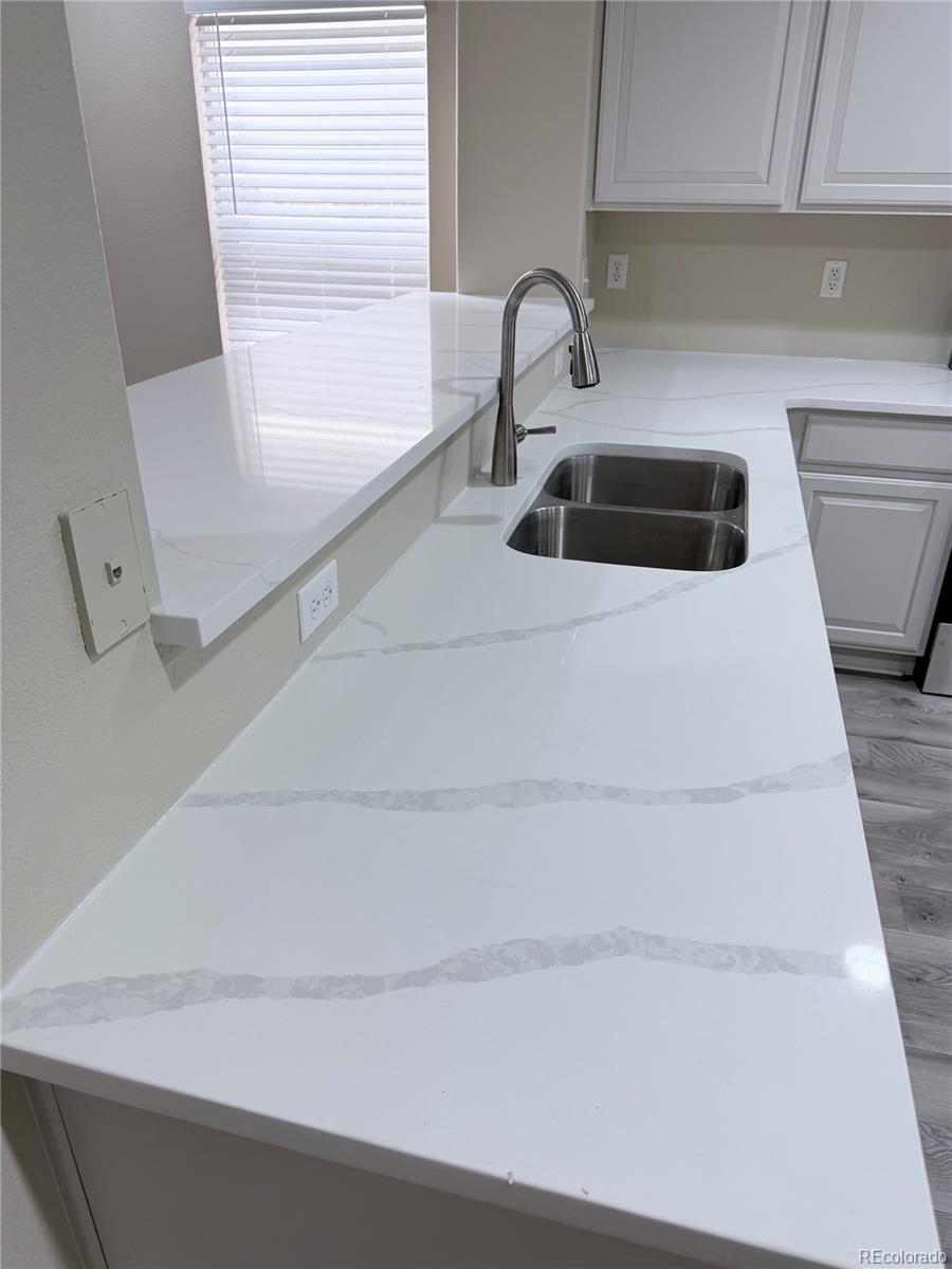 MLS Image #5 for 15827  randolph place,denver, Colorado