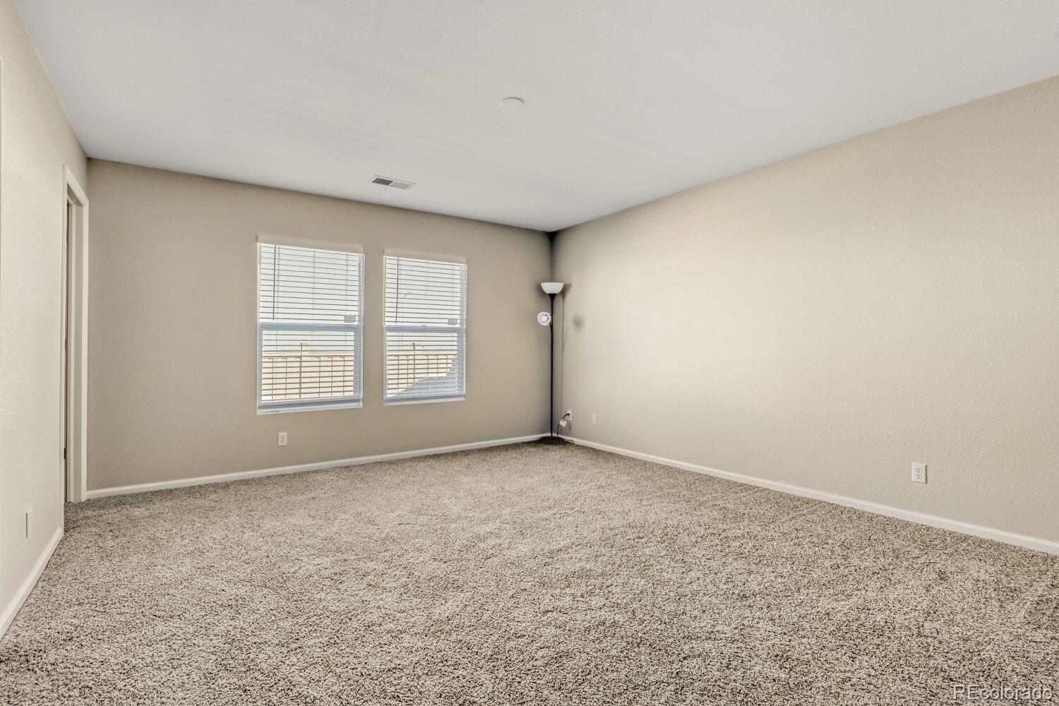 MLS Image #7 for 15827  randolph place,denver, Colorado