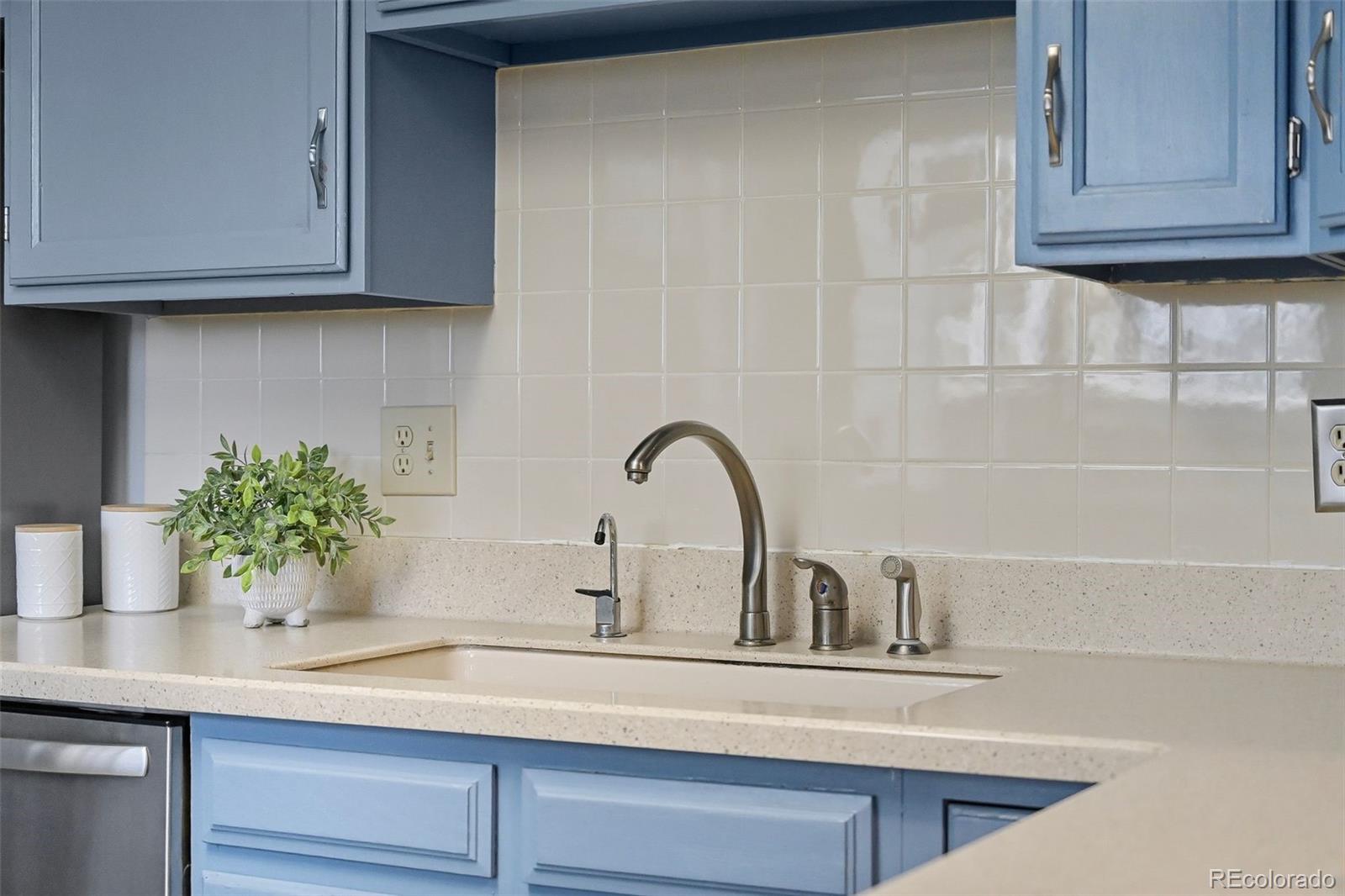 MLS Image #9 for 8324 s upham way,littleton, Colorado