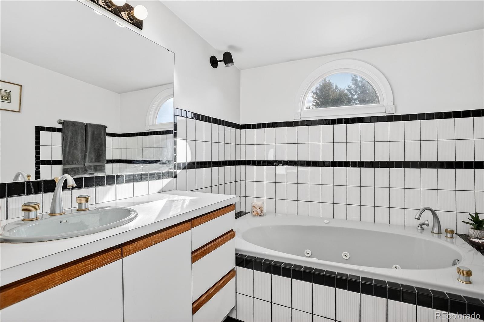 MLS Image #35 for 1001 s elizabeth street,denver, Colorado