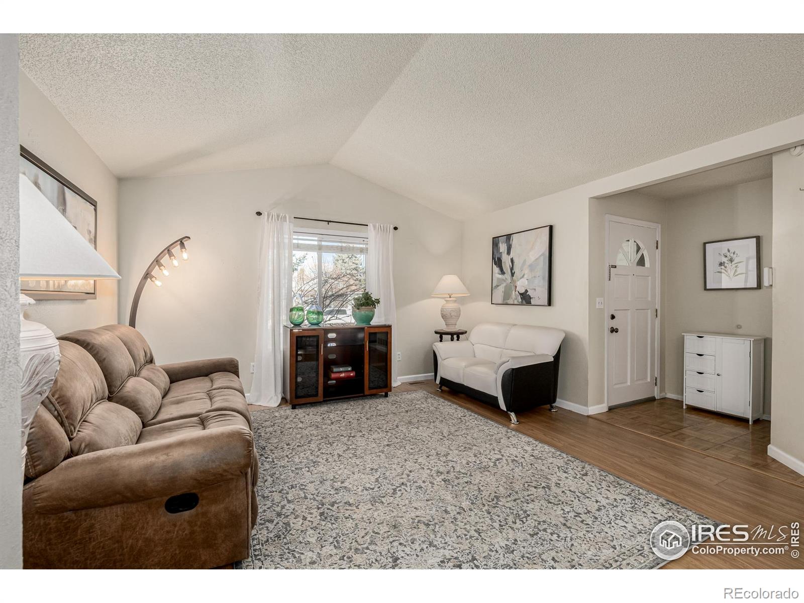 MLS Image #5 for 7624  gray way,arvada, Colorado
