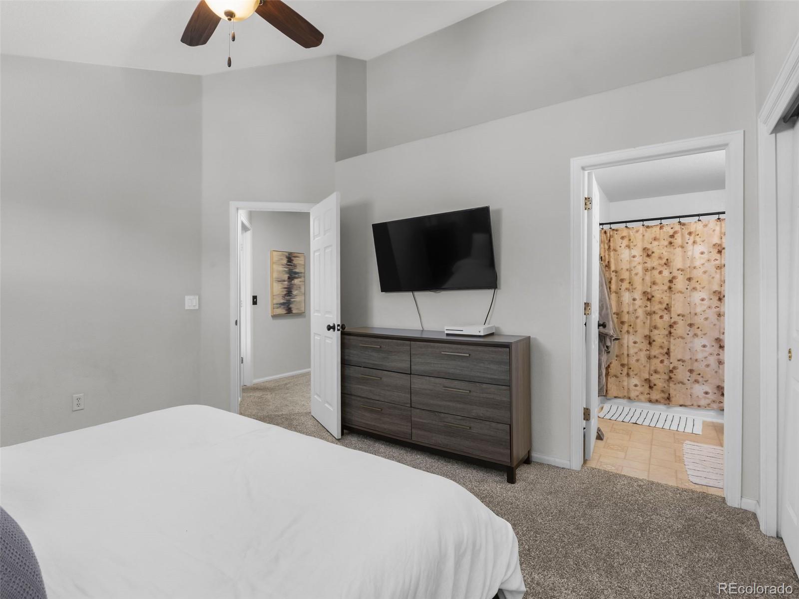 MLS Image #21 for 3260 e 103rd place 908,thornton, Colorado