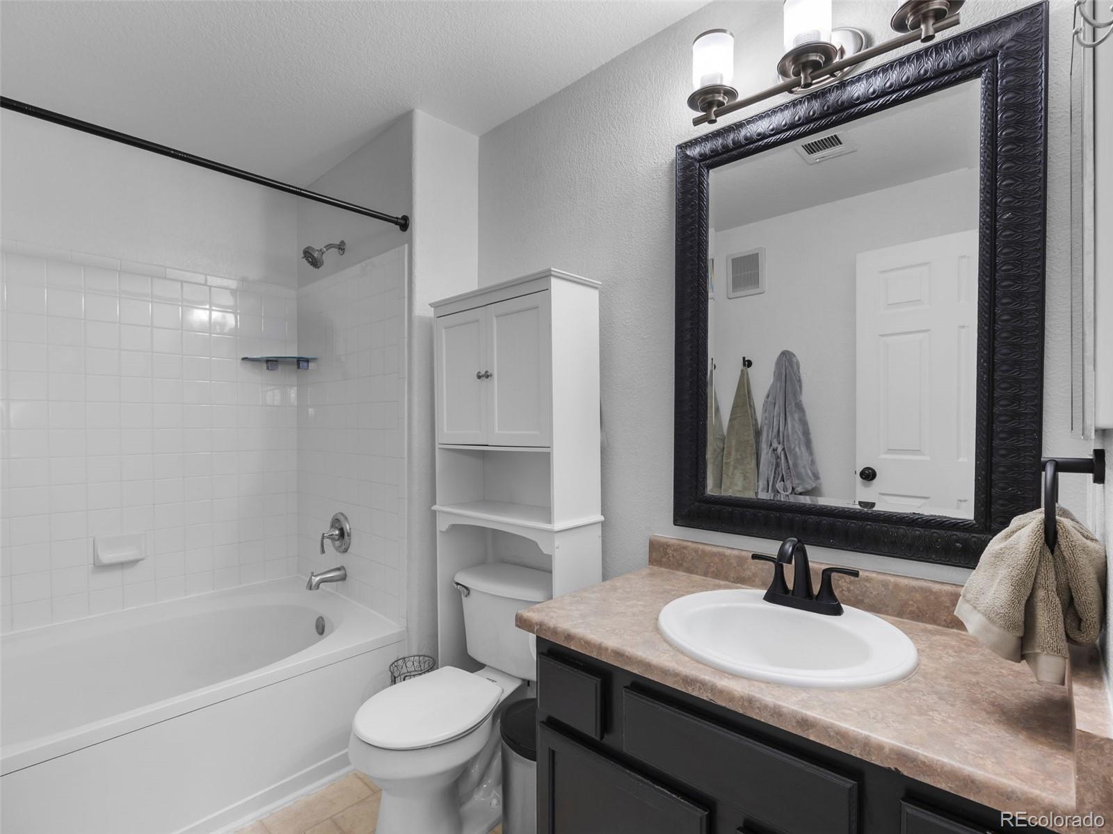 MLS Image #22 for 3260 e 103rd place 908,thornton, Colorado