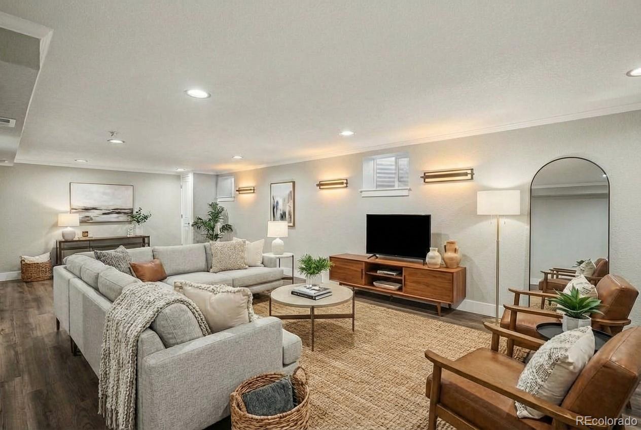 MLS Image #17 for 2580 s perry street,denver, Colorado