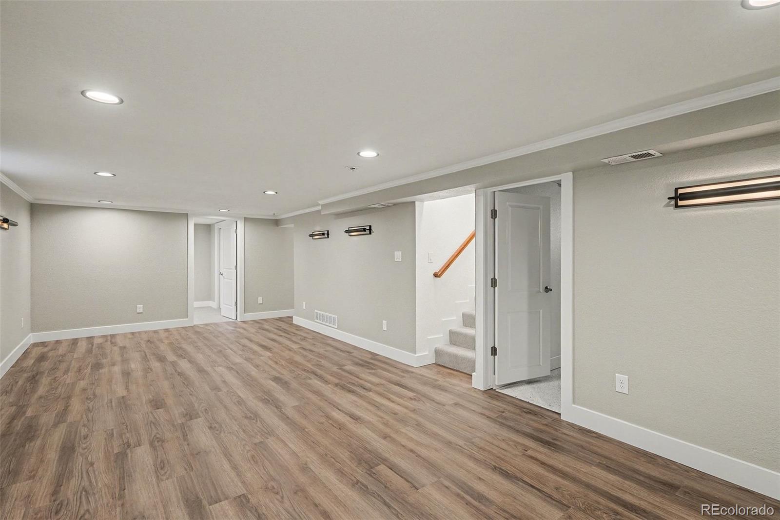 MLS Image #18 for 2580 s perry street,denver, Colorado