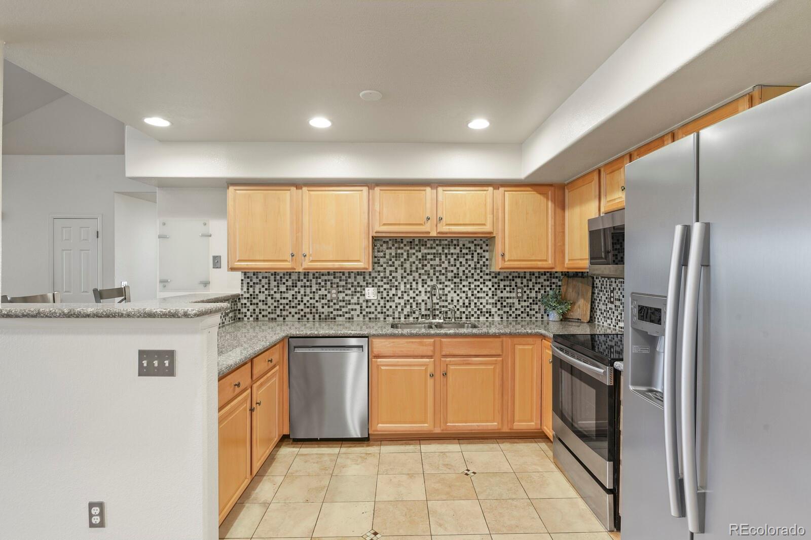 MLS Image #10 for 11085  huron street 1108,northglenn, Colorado