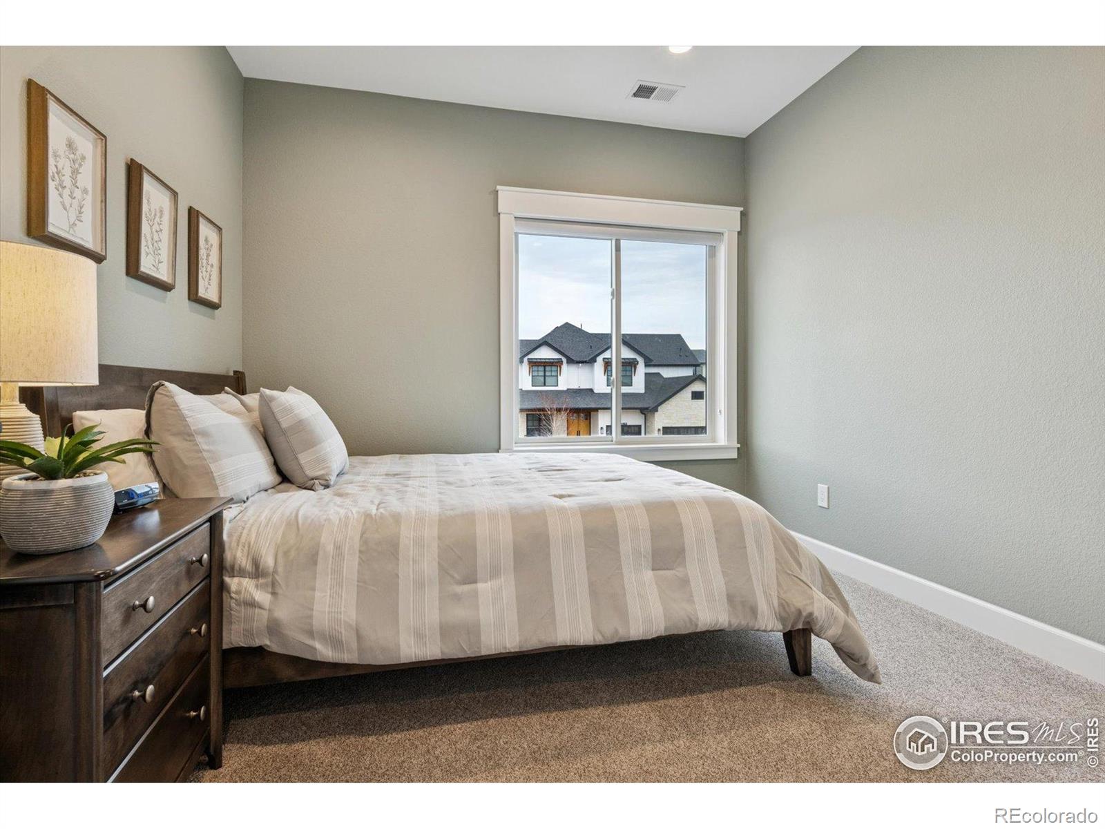 MLS Image #20 for 822  trail ridge drive,louisville, Colorado