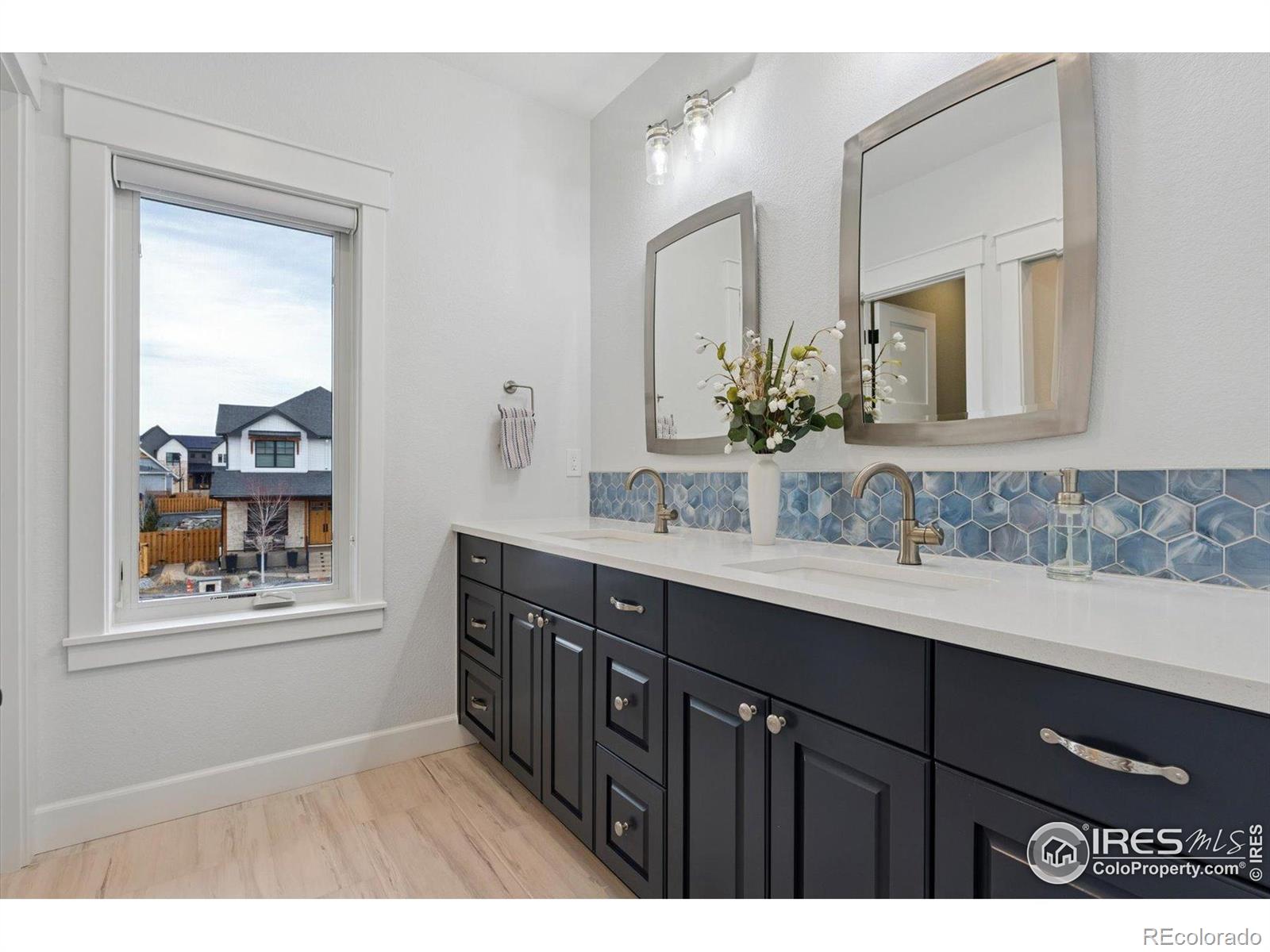 MLS Image #23 for 822  trail ridge drive,louisville, Colorado
