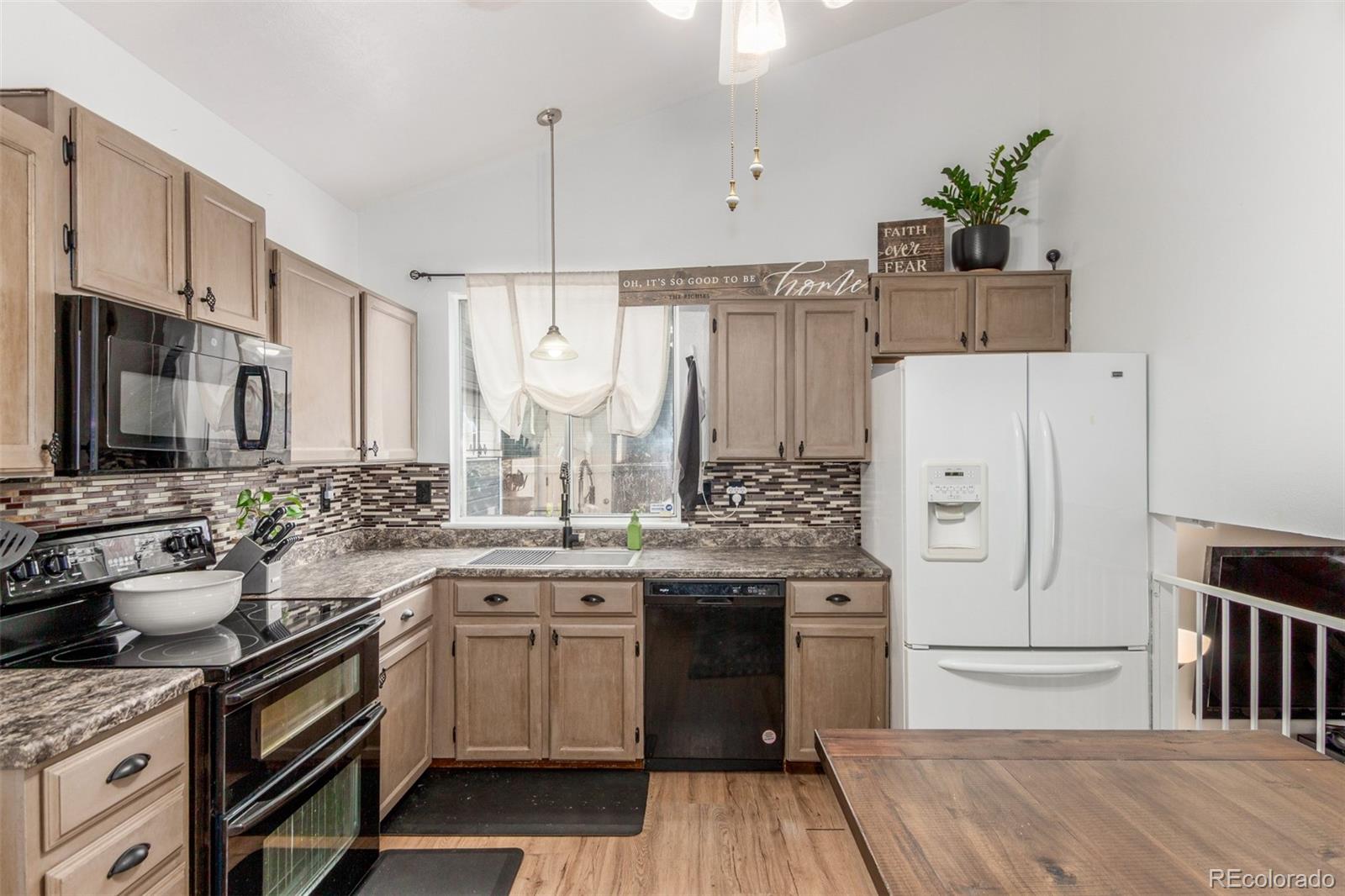 MLS Image #13 for 4219 s halifax court,aurora, Colorado