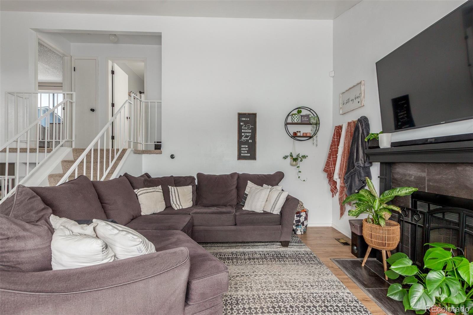 MLS Image #5 for 4219 s halifax court,aurora, Colorado