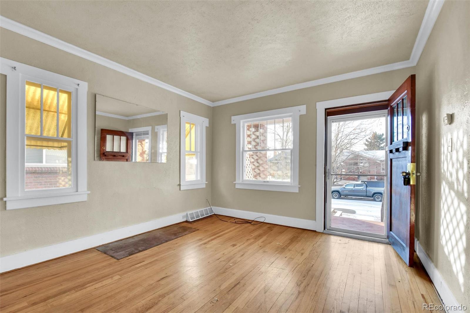 MLS Image #7 for 3159 w 36th avenue,denver, Colorado