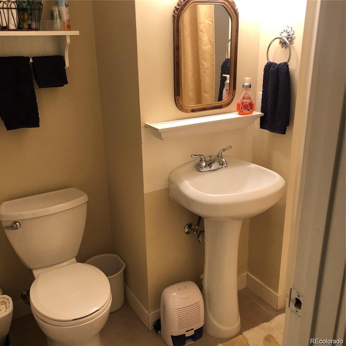 MLS Image #11 for 995 w peakview circle,littleton, Colorado