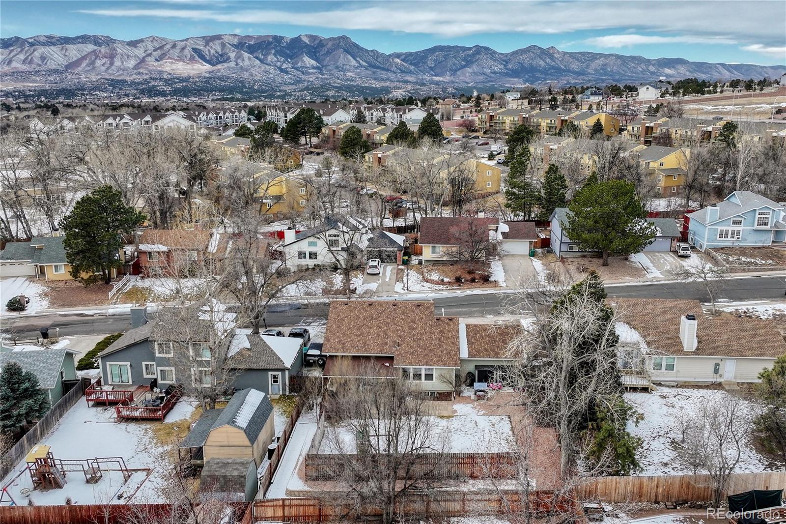 MLS Image #38 for 2935  rolling wood loop,colorado springs, Colorado