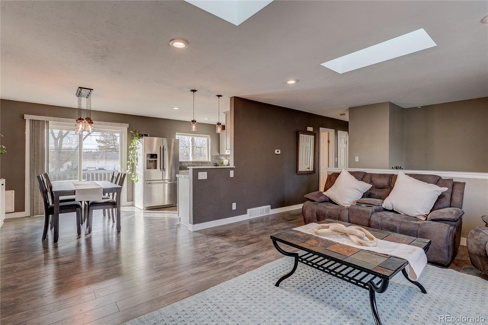 MLS Image #6 for 3323 n colorado avenue,loveland, Colorado