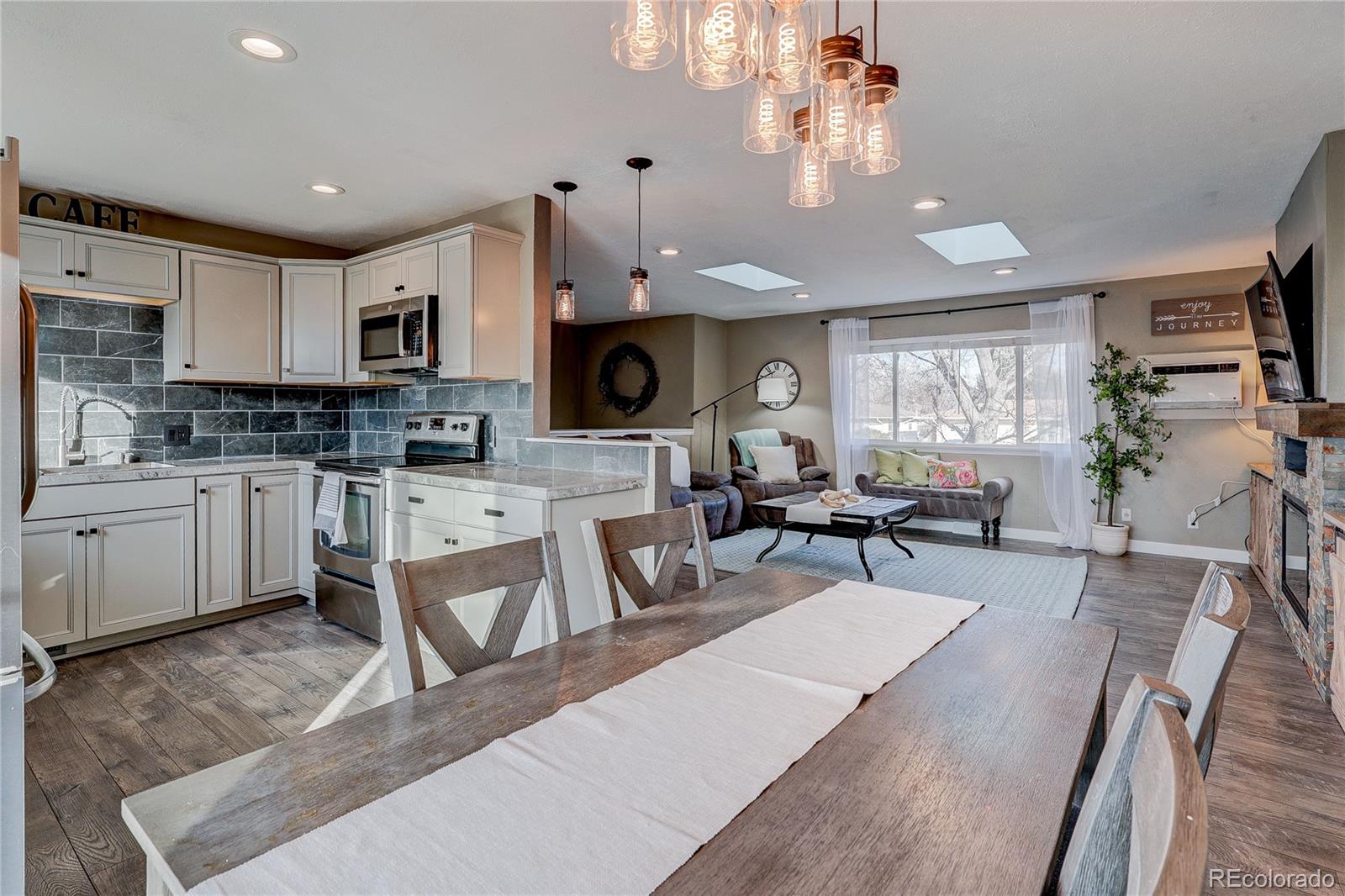MLS Image #8 for 3323 n colorado avenue,loveland, Colorado