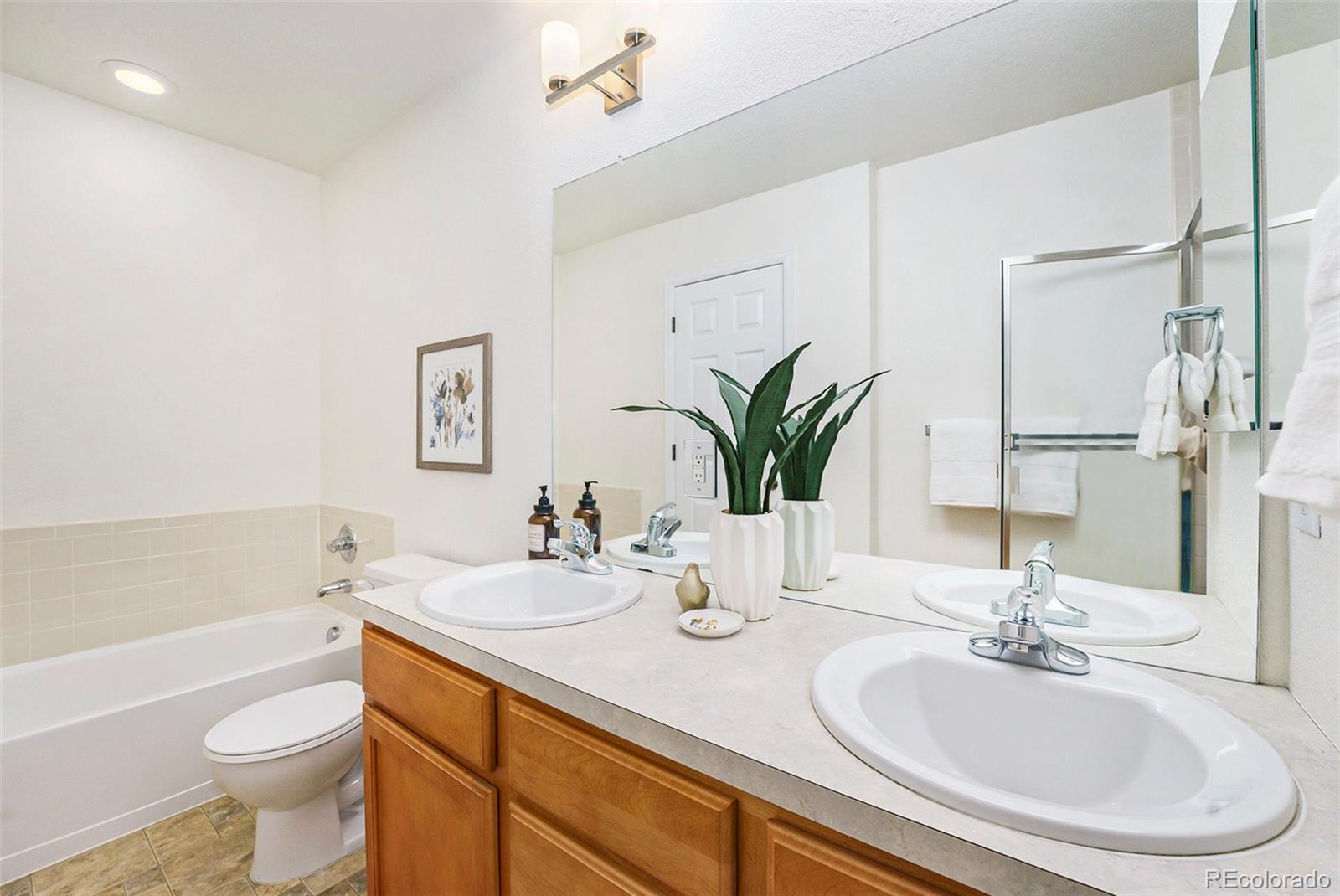 MLS Image #15 for 8381 e 29th avenue ,denver, Colorado