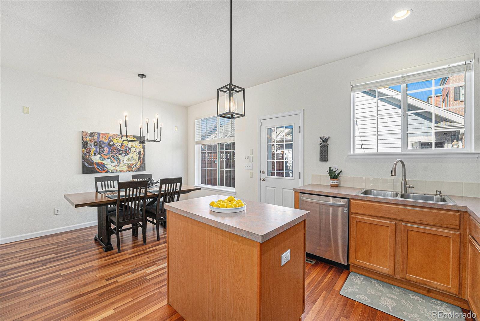 MLS Image #9 for 8381 e 29th avenue ,denver, Colorado