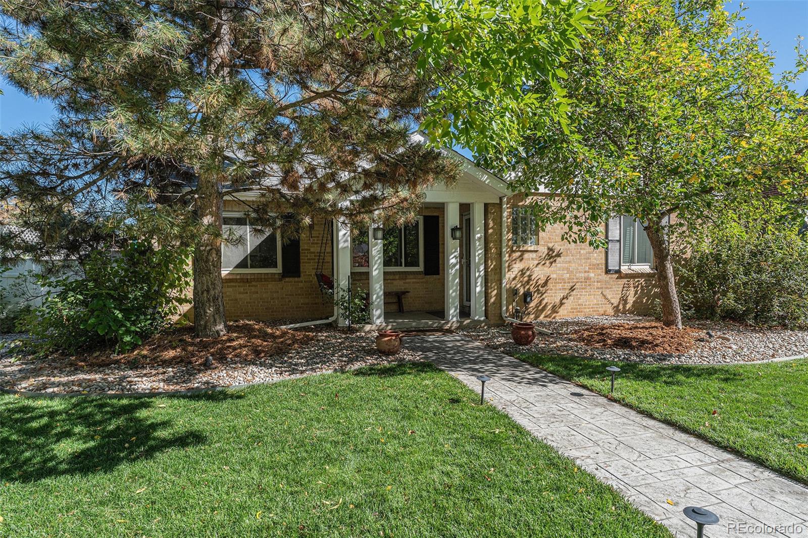 MLS Image #2 for 1330  dahlia street,denver, Colorado