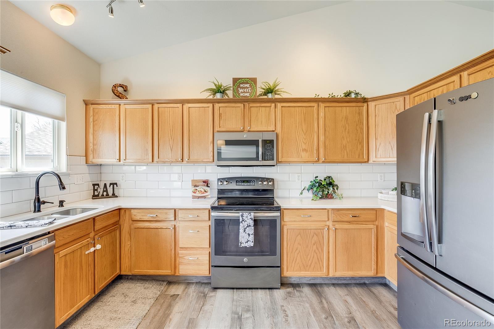 MLS Image #2 for 5450 s valdai street,aurora, Colorado