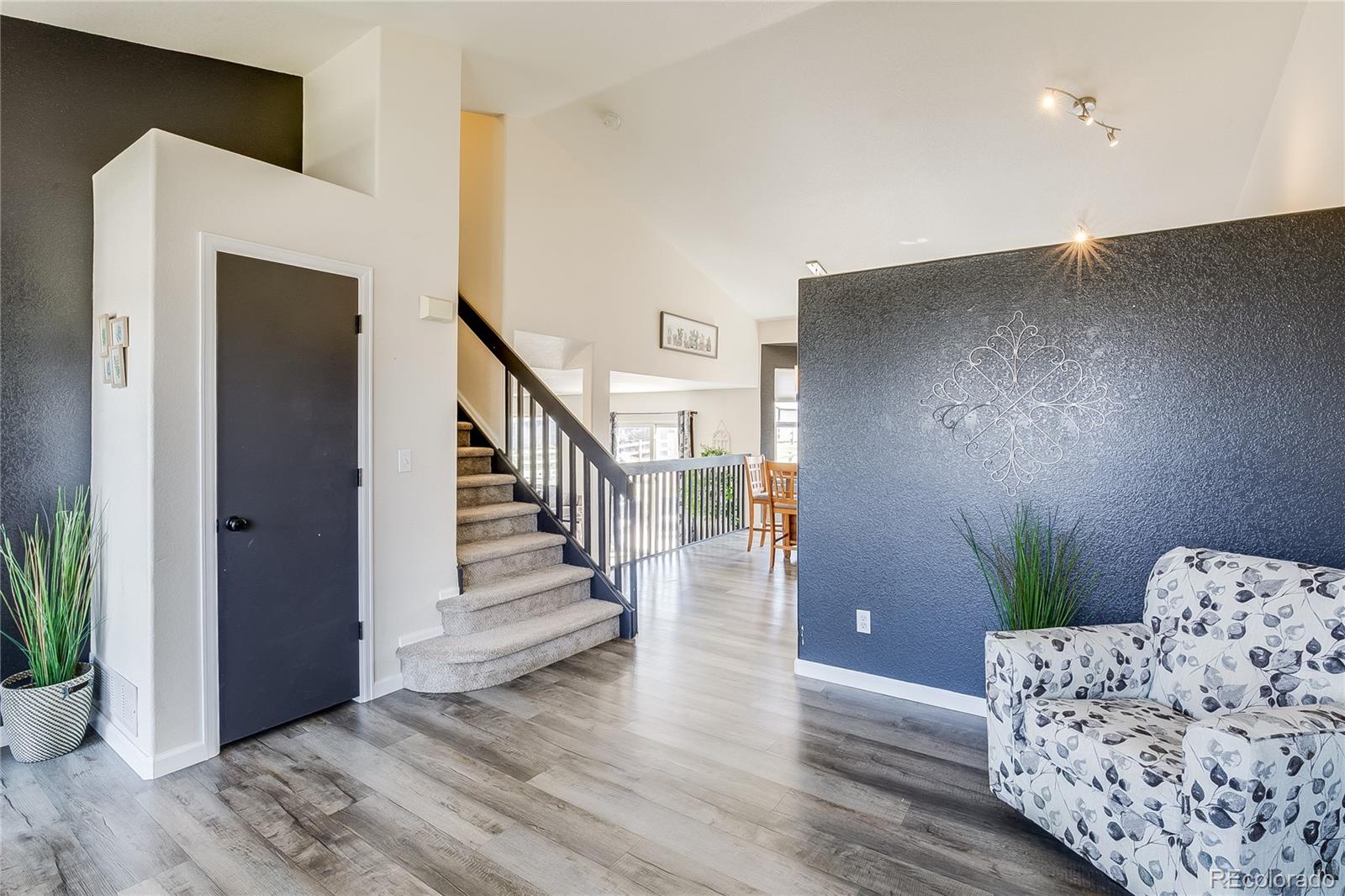 MLS Image #4 for 5450 s valdai street,aurora, Colorado