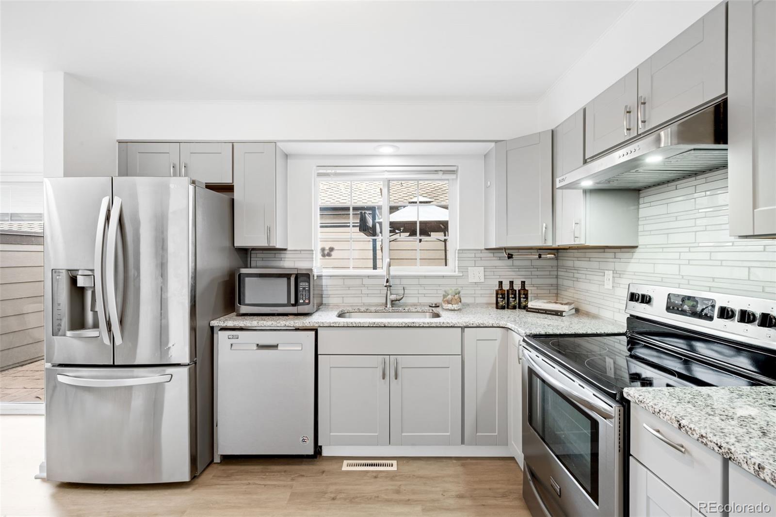 MLS Image #11 for 7105 e briarwood drive,centennial, Colorado