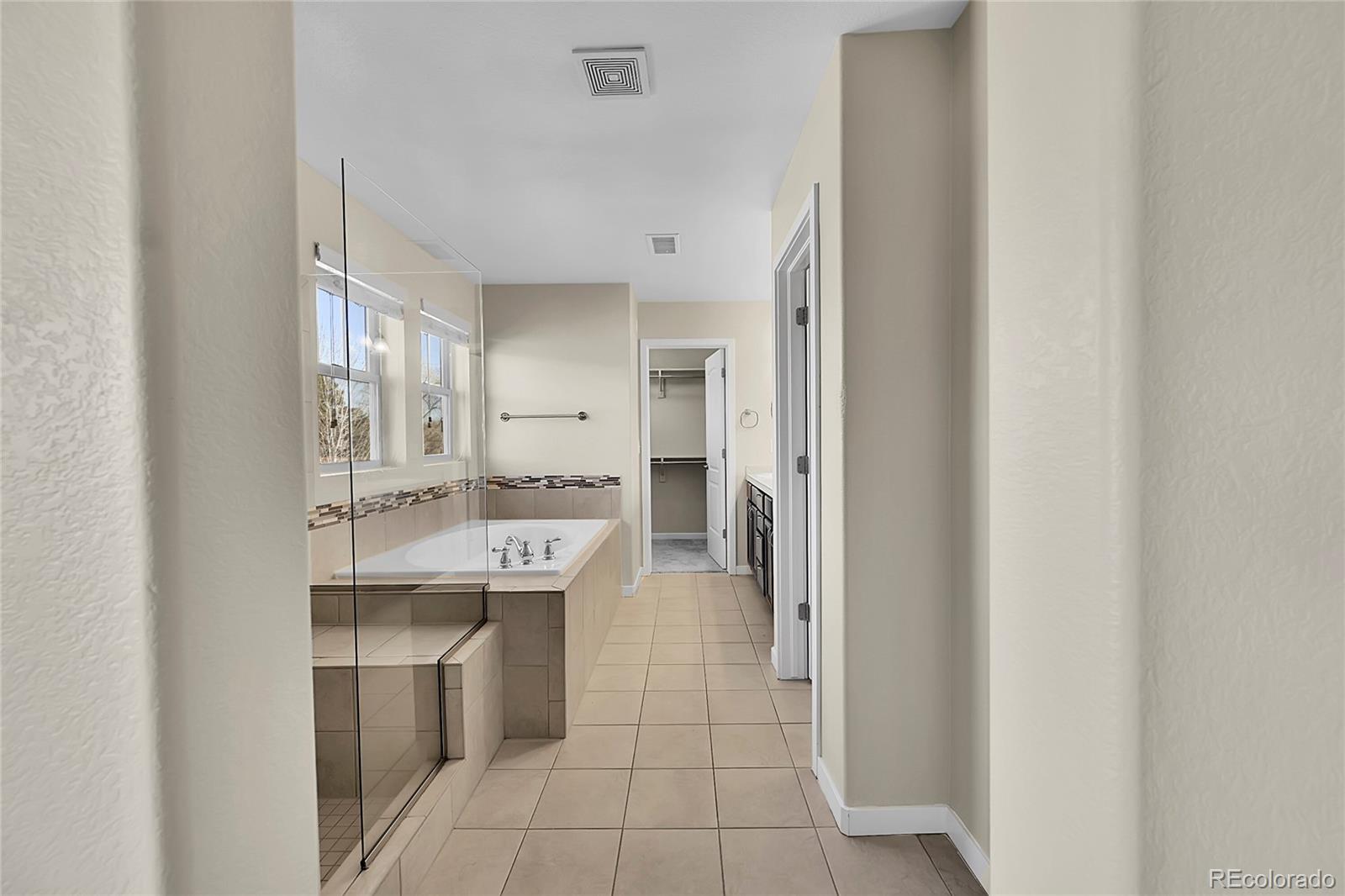 MLS Image #24 for 6840 w 60th avenue,arvada, Colorado