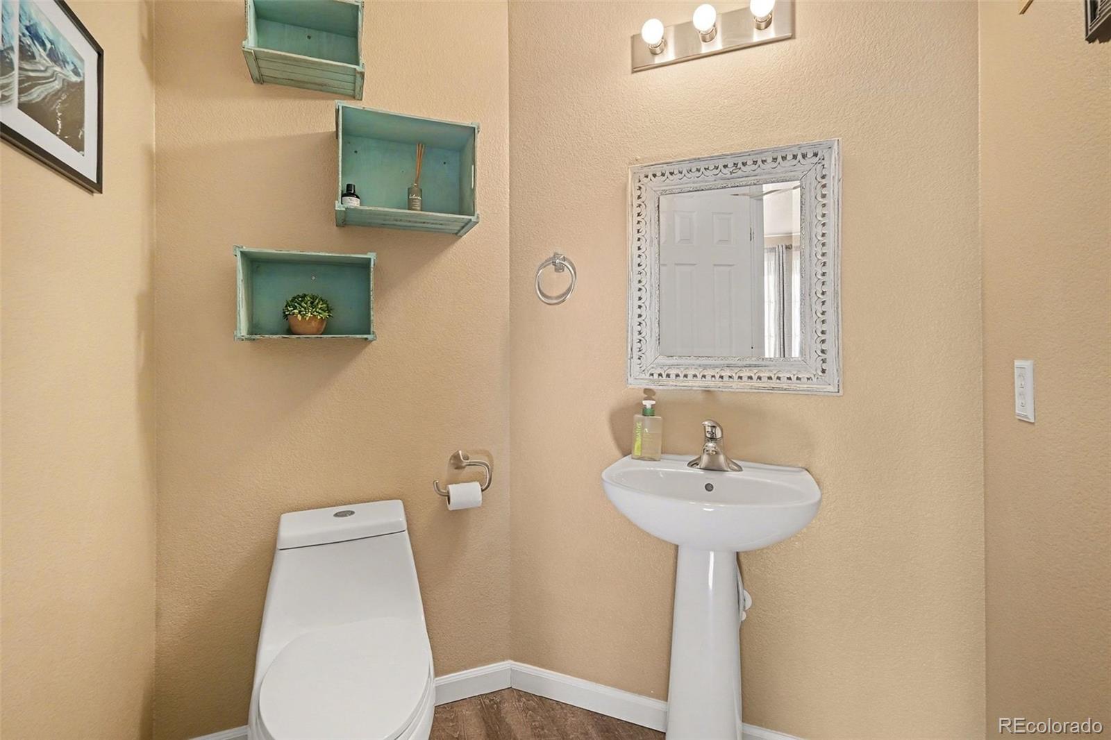 MLS Image #11 for 7548 s quatar way,aurora, Colorado