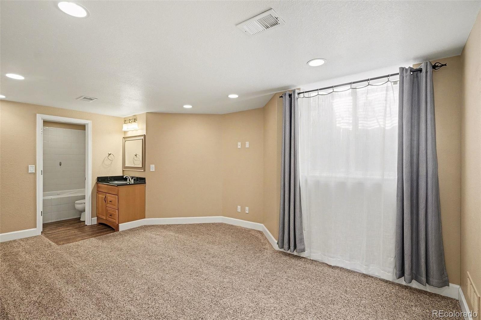 MLS Image #20 for 7548 s quatar way,aurora, Colorado