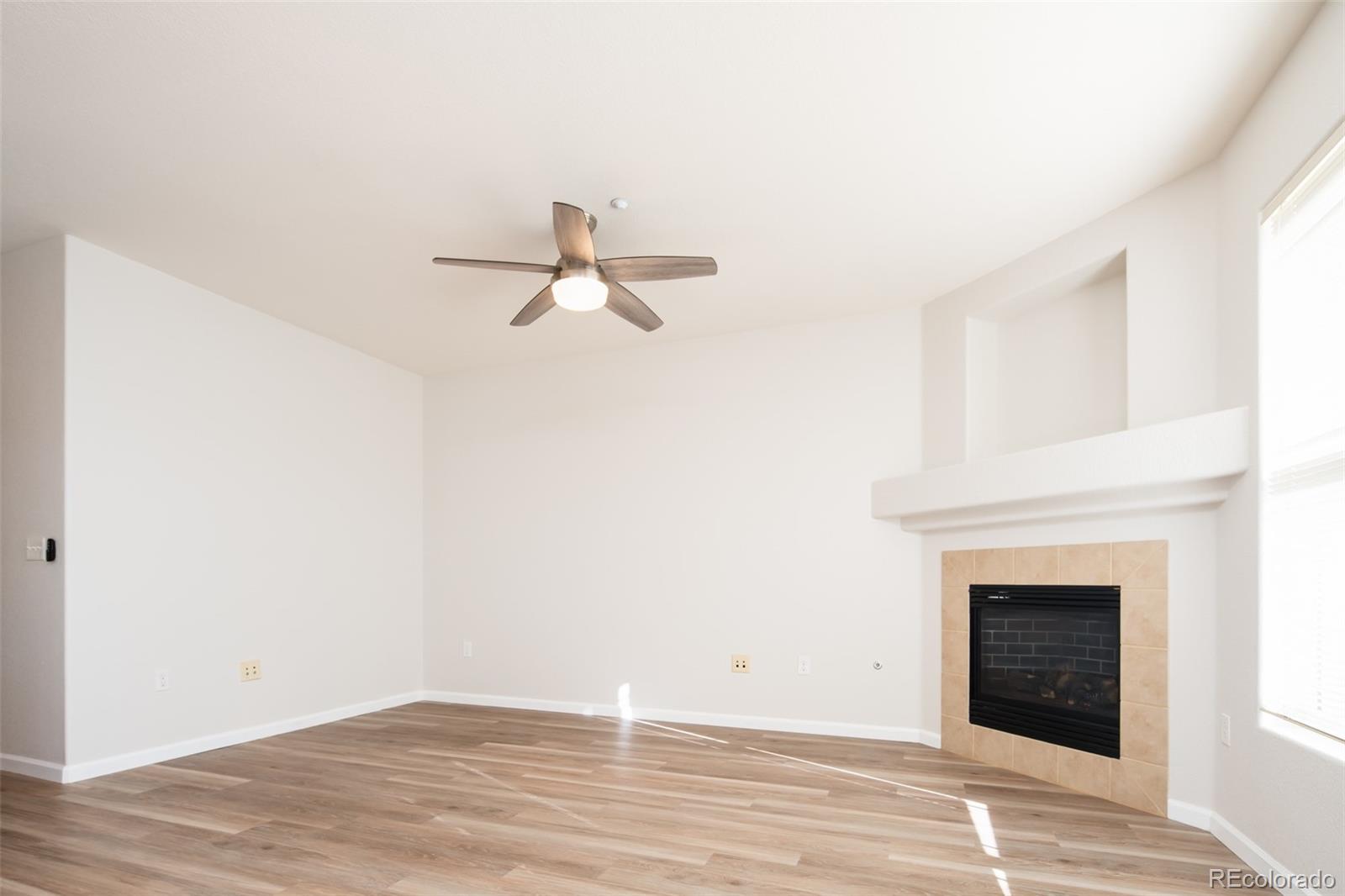MLS Image #4 for 8457 s hoyt way,littleton, Colorado